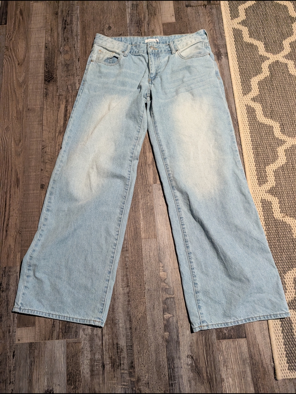 NWOT Song  Light Wash Wide Leg Women’s Jeans